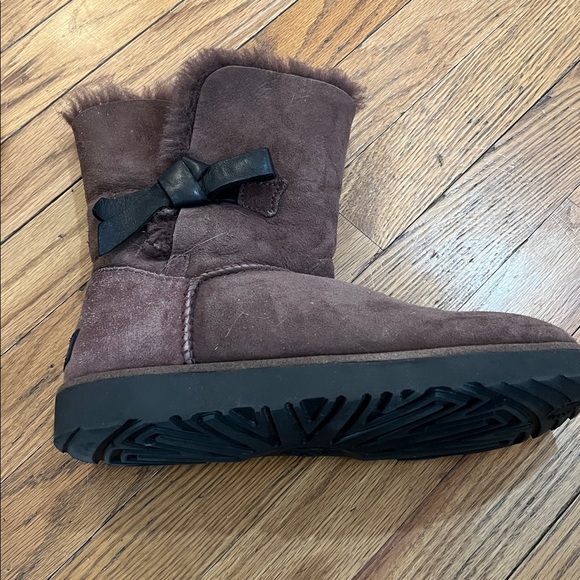 UGG  Classic Knot Short Brown Suede Women's Boots - Picture 3 of 14